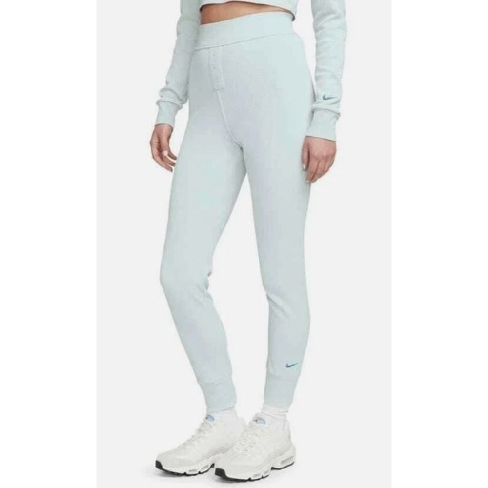 Nike Women's High Rise Full-length Elastic Waist Leggings in Mint‎ Green XSmall